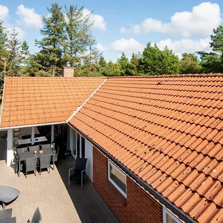 Seaside Oasis In - By Traum *