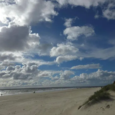 Seaside Oasis In - By Traum